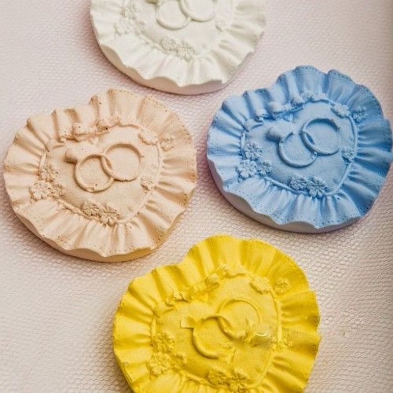 kalp içinde nişan yüzükleri